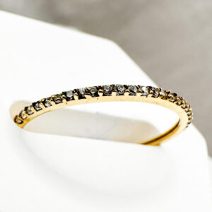 Argolla Full Circones Blancos Talla 7.25 de Oro 18K